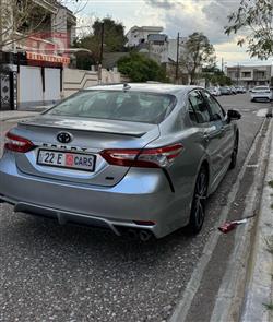 تۆیۆتا کامری